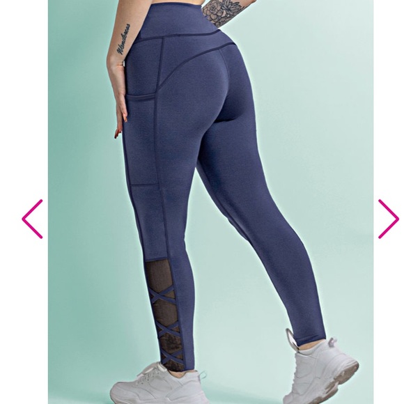 Hunter Green Pop Fit Leggings with Mesh Criss Cross Detail - Picture 2 of 8